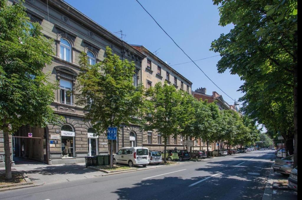 Lux Nice City Center With Private Parking Zagreb Ngoại thất bức ảnh