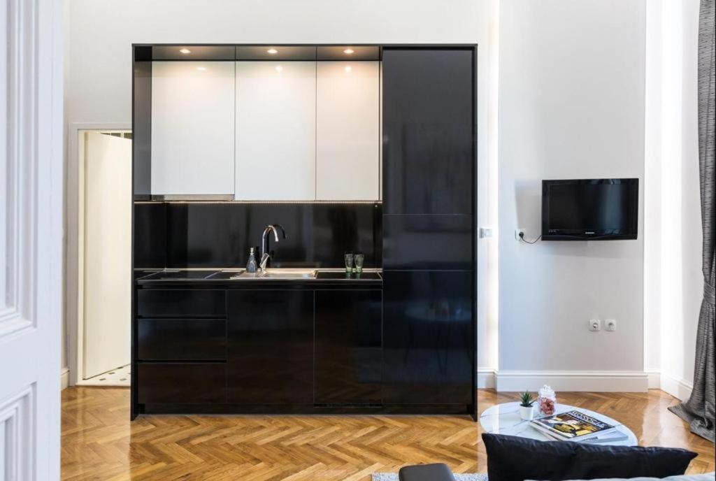 Lux Nice City Center With Private Parking Zagreb Ngoại thất bức ảnh